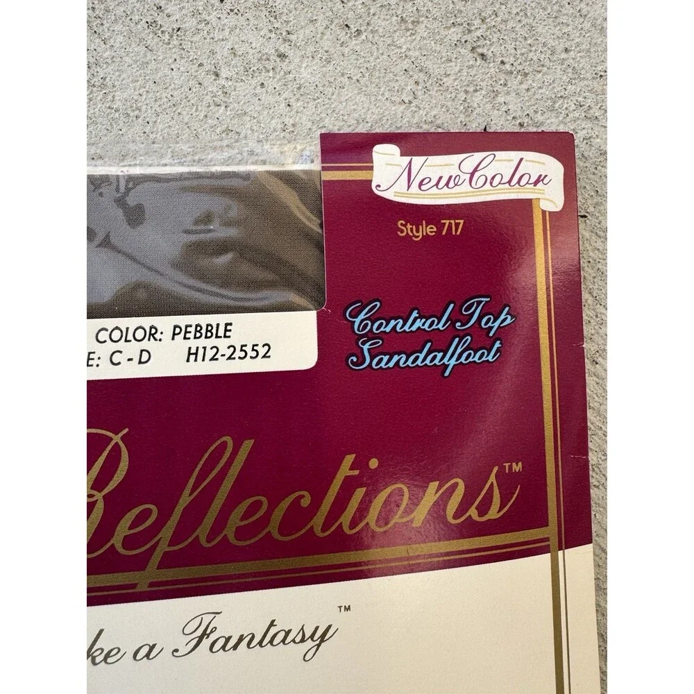 Vintage Hanes Silk Reflections Pebble ,Control Top Pantyhose  C-D New